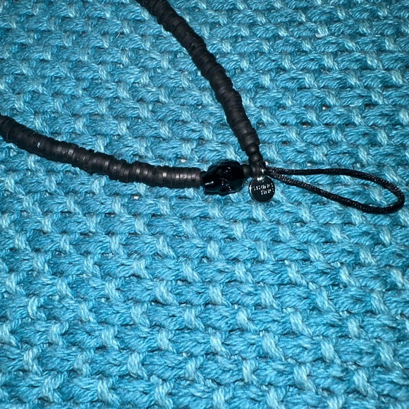 String ting phone wristlet - Picture 3 of 4